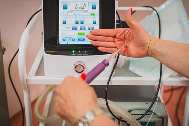 Prístroj na liečbu kŕčových žíl pomocou endovazálnej laserovej koagulácie